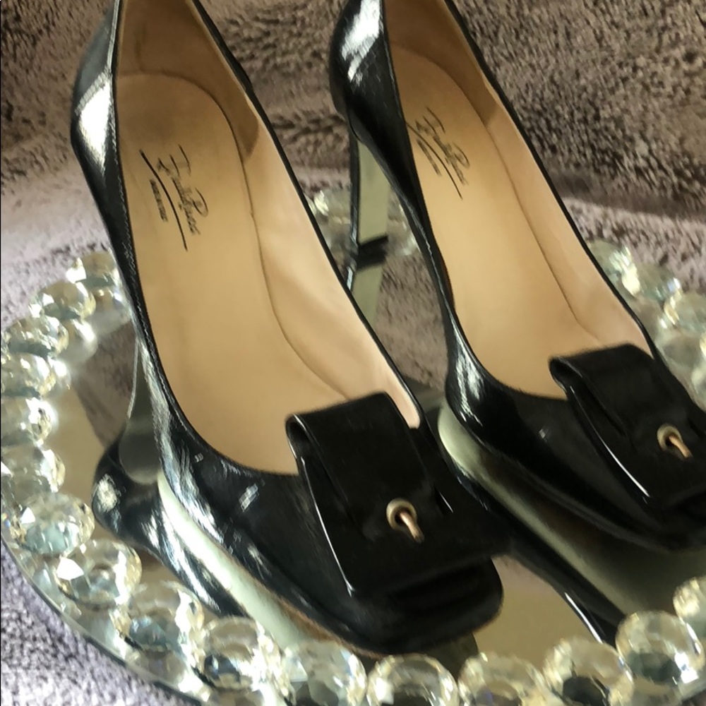 Emilio Pucci square toed pump